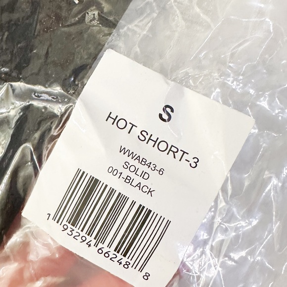 NWT- WeWoreWhat Hot Biker Short Solid Black - Picture 5 of 12